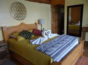 Hotel Tosa La Laguna Lake Atitlan Zewnętrze zdjęcie